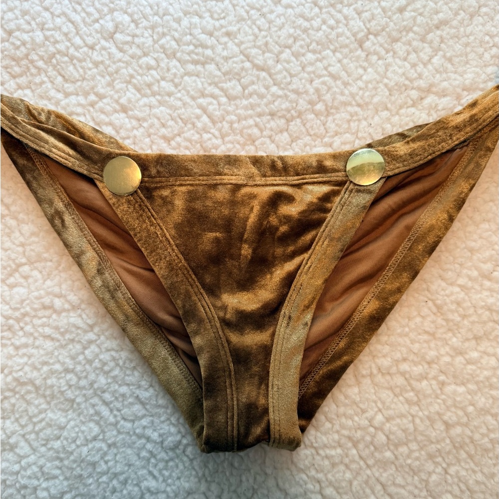 Hot Sauce Style - Brazilian Velvet Golden Bikini Bottom (NO TAG BUT NEW)